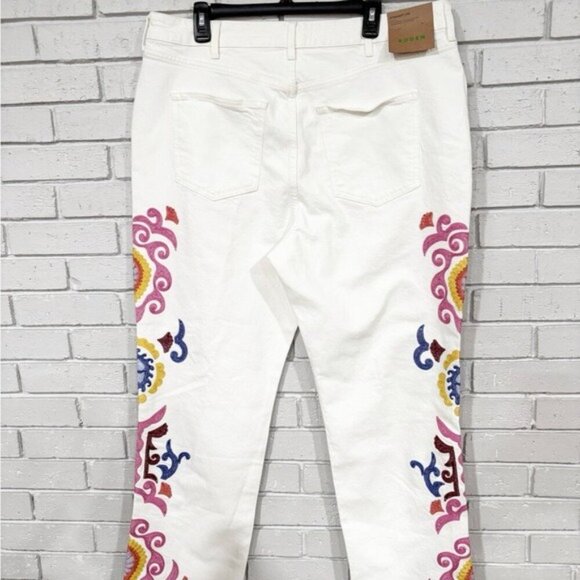 Boden Women's White Embroidered Jeans - Picture 12 of 14